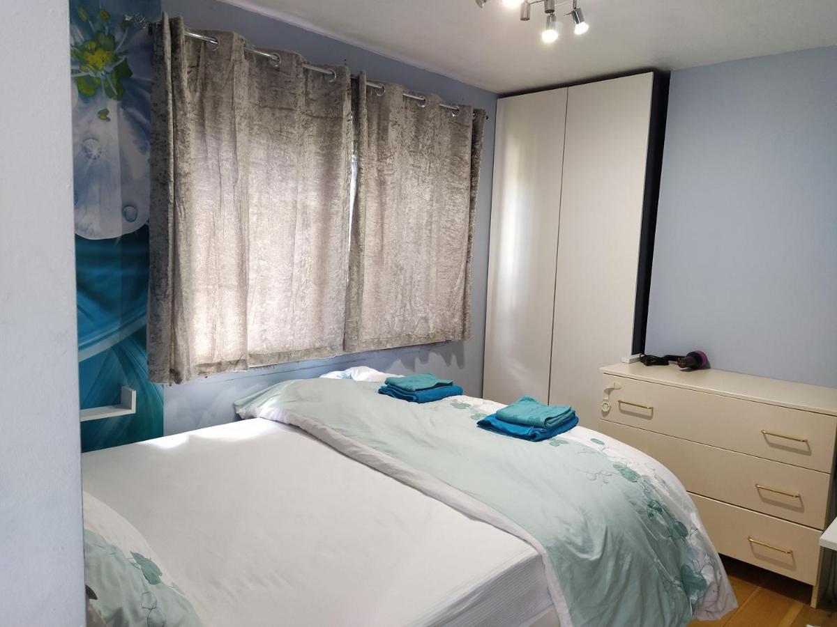 شقة Self Catering Studio Flat إدنبرة المظهر الخارجي الصورة