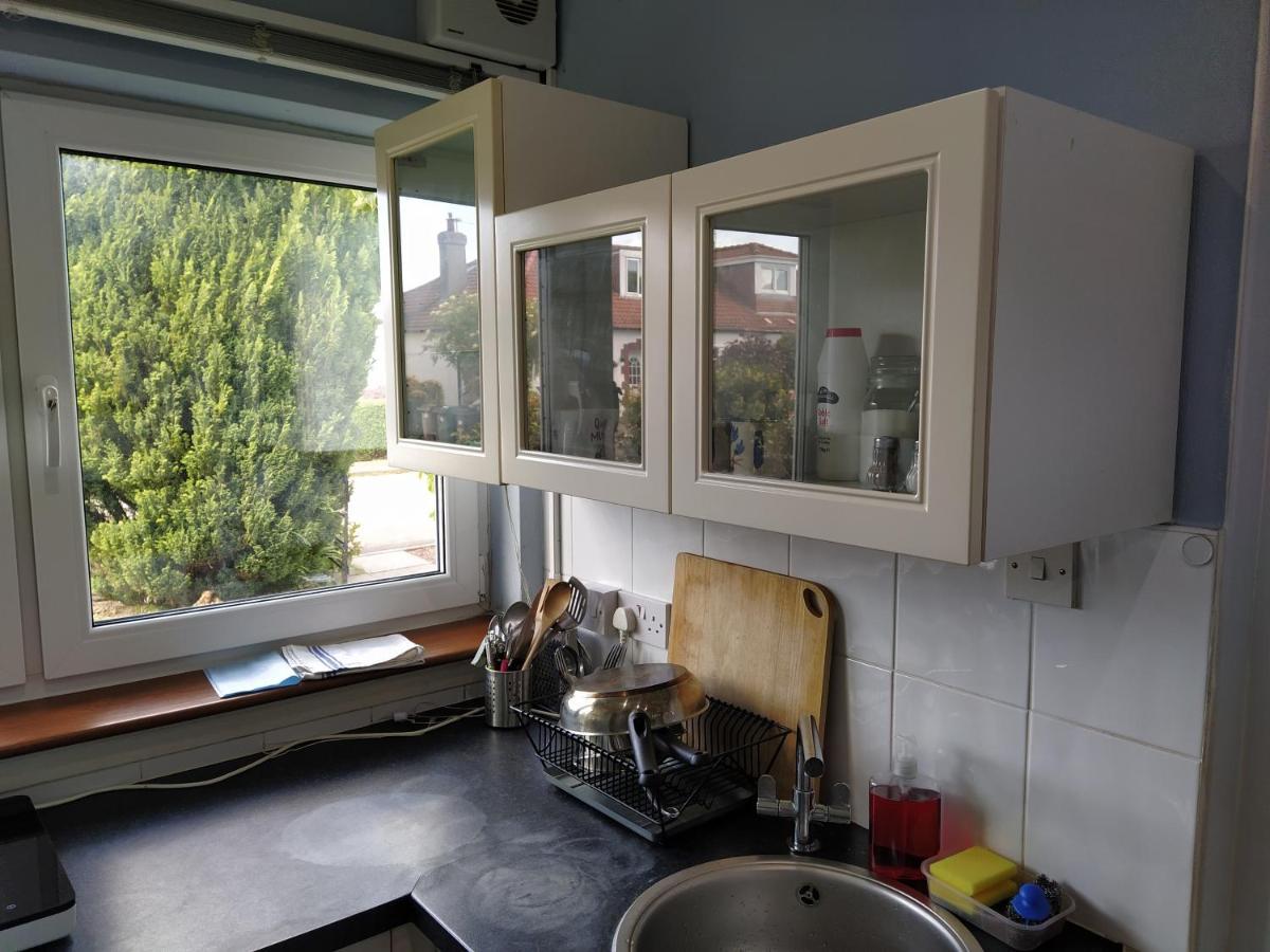 شقة Self Catering Studio Flat إدنبرة المظهر الخارجي الصورة